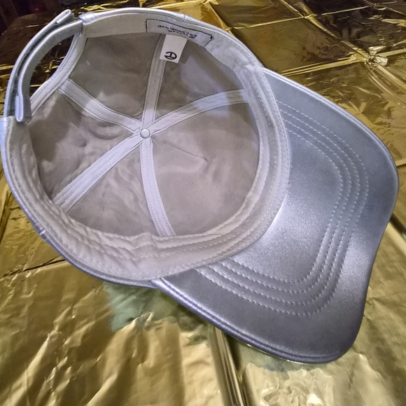 Metallic Gray Cap - Picture 3 of 4